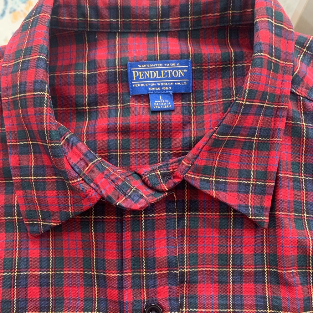 Pendleton Women’s 100% Virgin Wool Plaid Button Up Shirt Red Tartan Size L - Picture 2 of 7